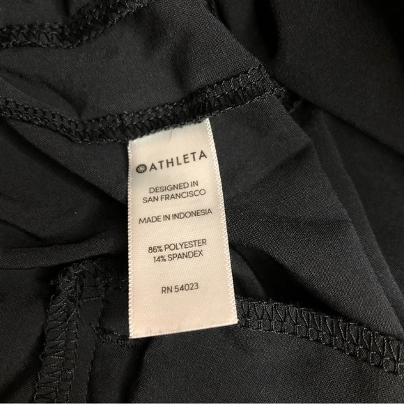 EUC Athleta Shorts Size 4 - Picture 5 of 6